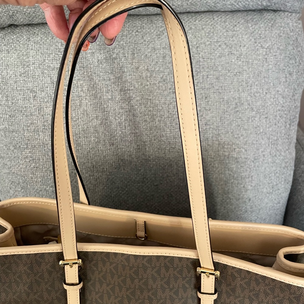 Michael Kors Jet Set Brown and Tan Tote NWOT - Picture 8 of 10